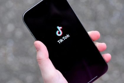 Sharing dangerous driving videos is 'truly reprehensible', PM says