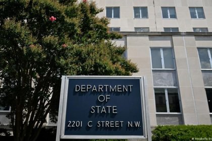 US: Trump administration plans to revoke up to 200,000 visas from asylum seekers