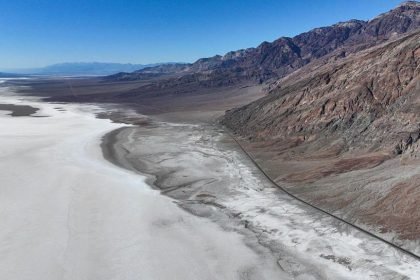 French tourist dies in Death Valley after car gets stuck in mud