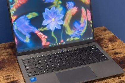 Review: Chuwi's $449 Unibook laptop is a funhouse-mirror MacBook Neo