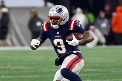 Sources: Patriots trading WR Boutte to Texans