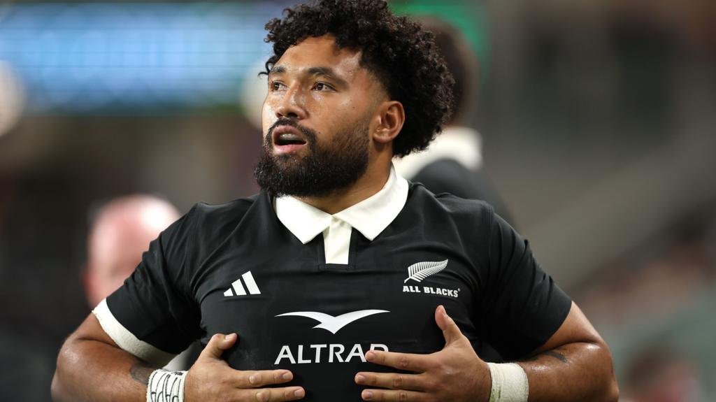 Newcastle agree Fineanganofo delay as he eyes All Blacks World Cup spot