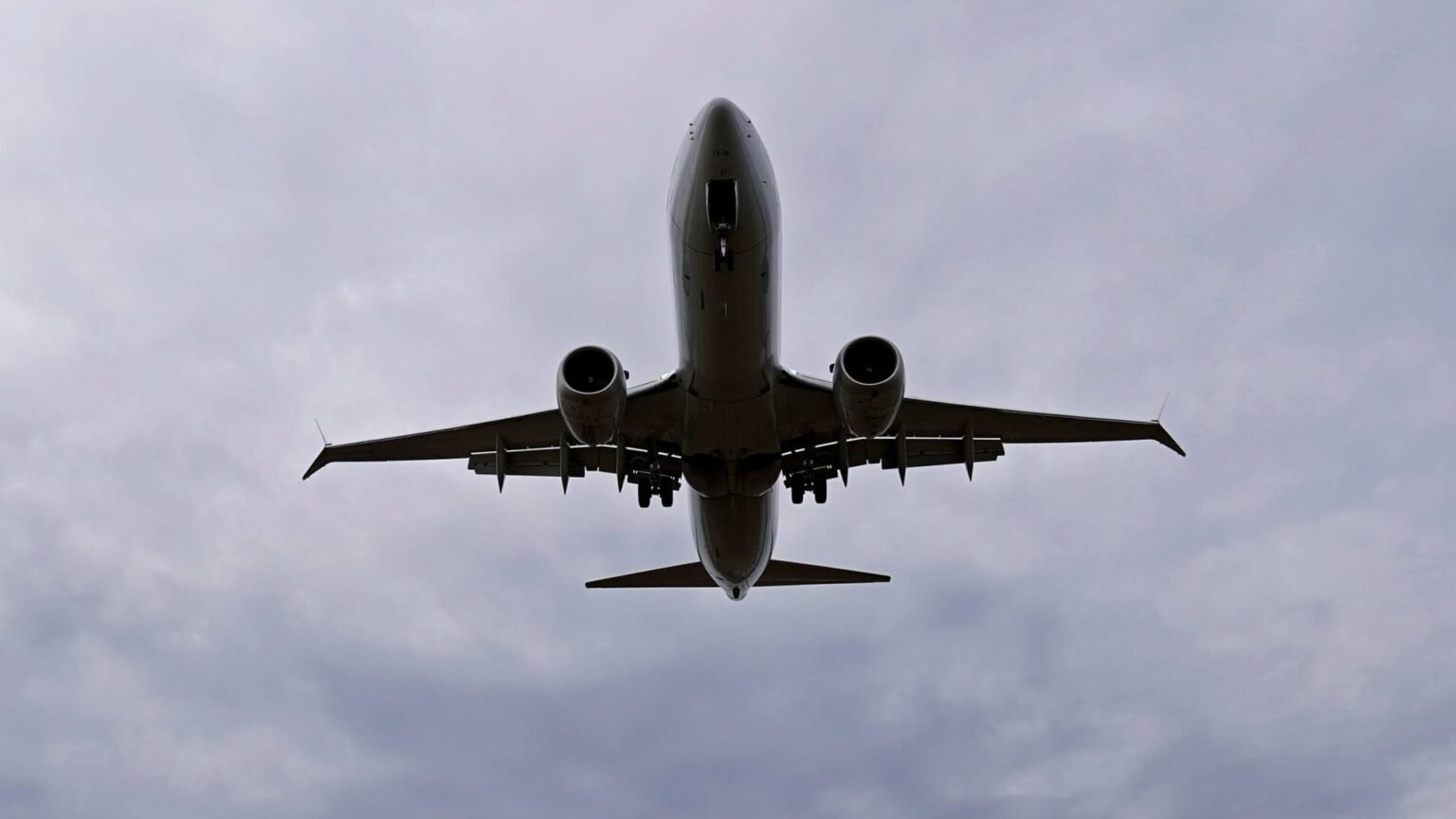 Boeing flags 737 Max software glitch affecting some automated approach functions