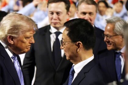 Auto industry urges Trump to not allow Chinese automakers in U.S. ahead of Xi visit