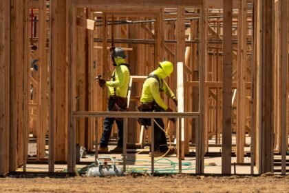 Lennar shares pop as Berkshire builds almost a 10% stake in beleaguered homebuilder