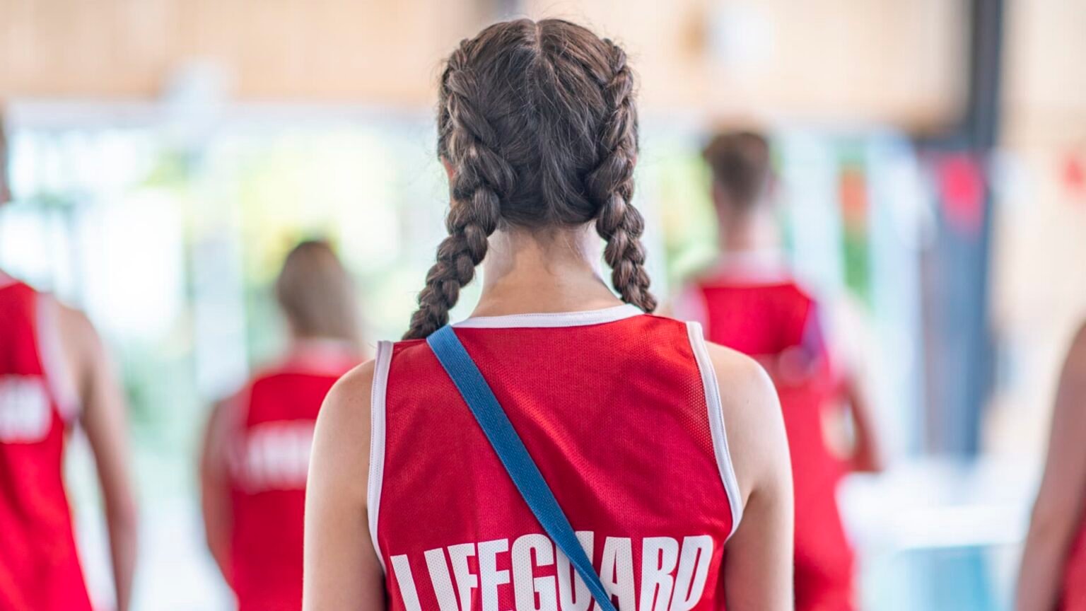 Parents are interfering with teens’ first jobs. Here’s why employers say it can backfire