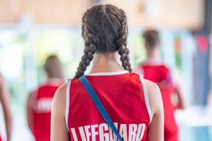 Parents are interfering with teens’ first jobs. Here’s why employers say it can backfire