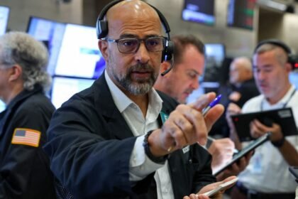Treasury yields continue to rise after 10-year hit 19-year high as investors ramp-up rate hike bets