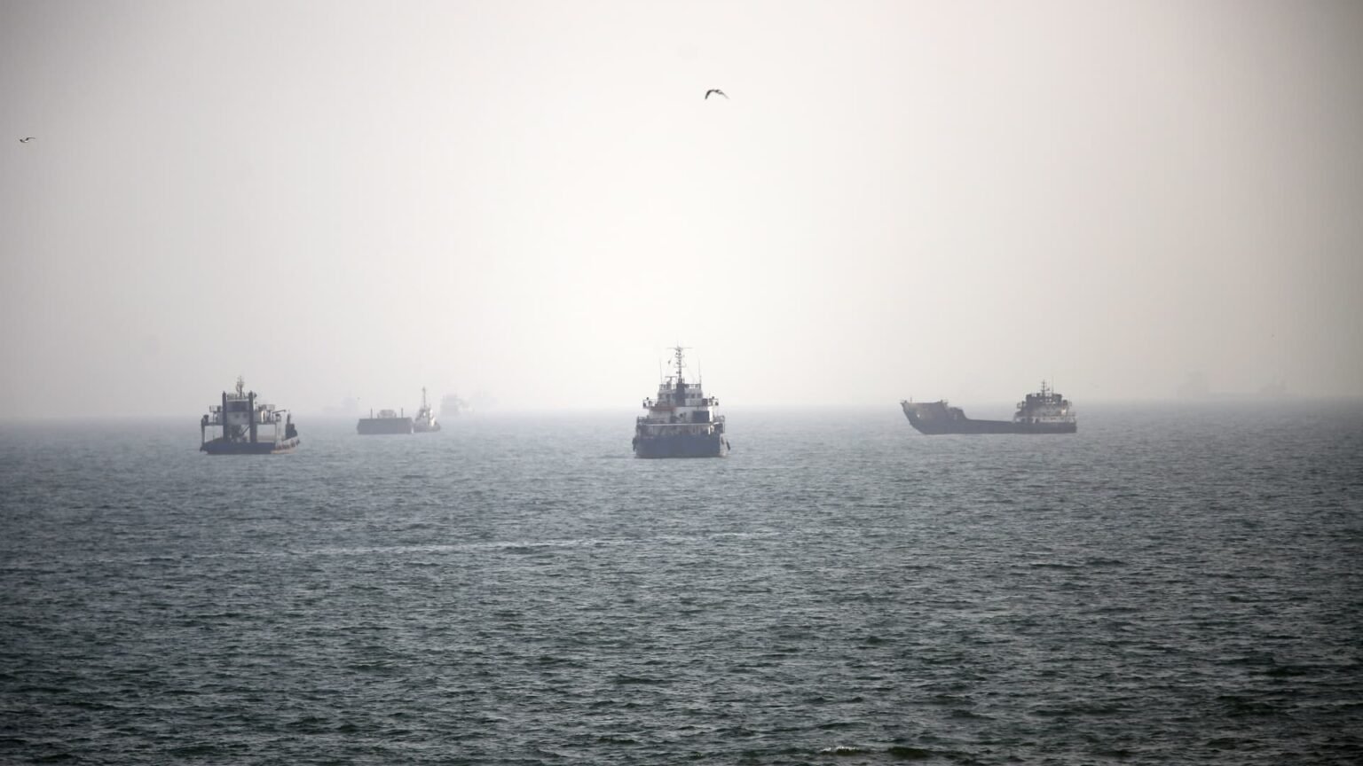 Oil falls after U.S. and Iran talk for hours at UN meeting