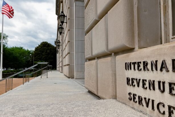 IRS tax debt agreements have plummeted: 'I've never seen a number that low,' taxpayer advocate says