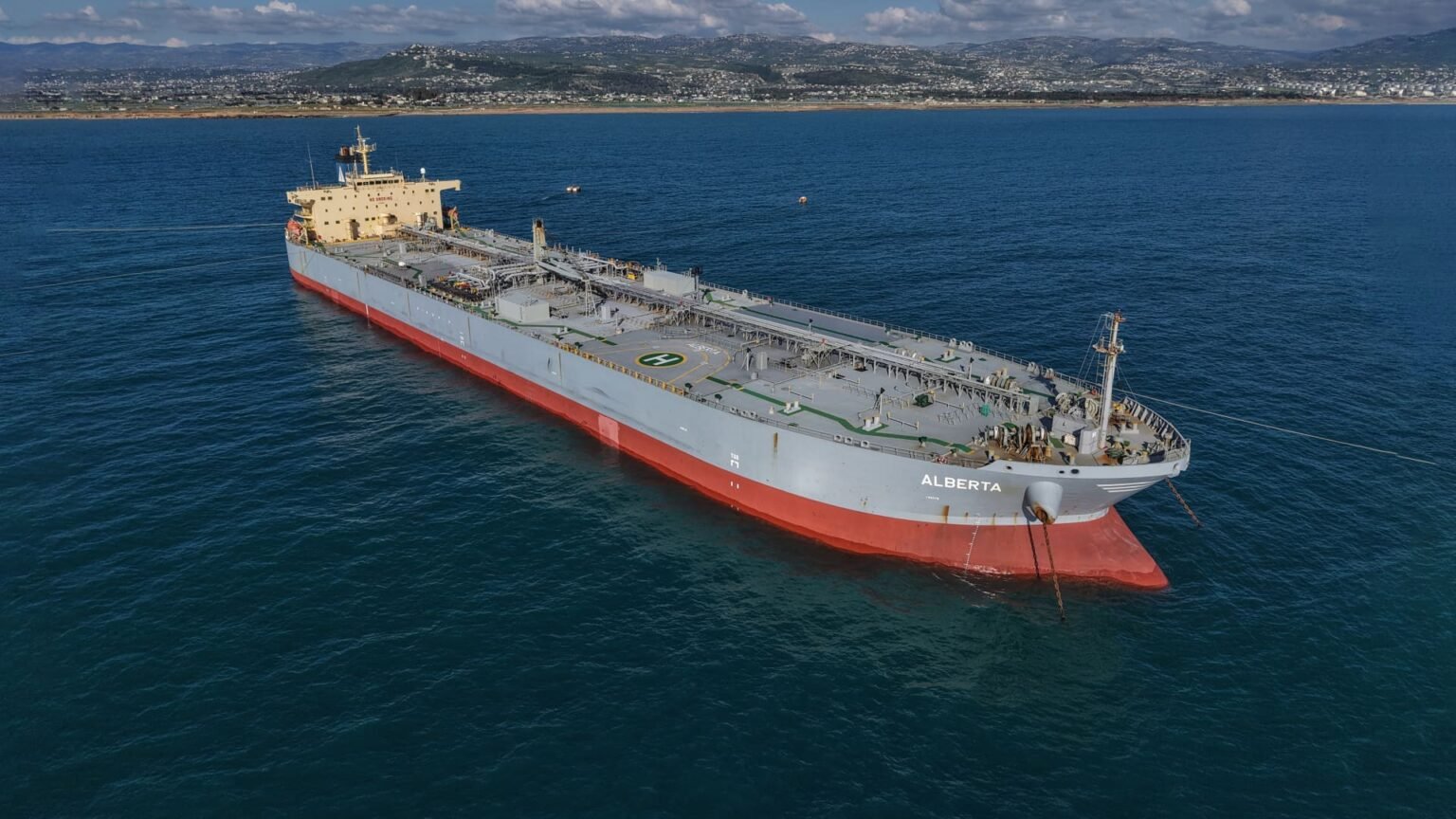 Oil rises amid worries of growing Iran-U.S. tensions after Bessent issues Iranian airline shutdown warning
