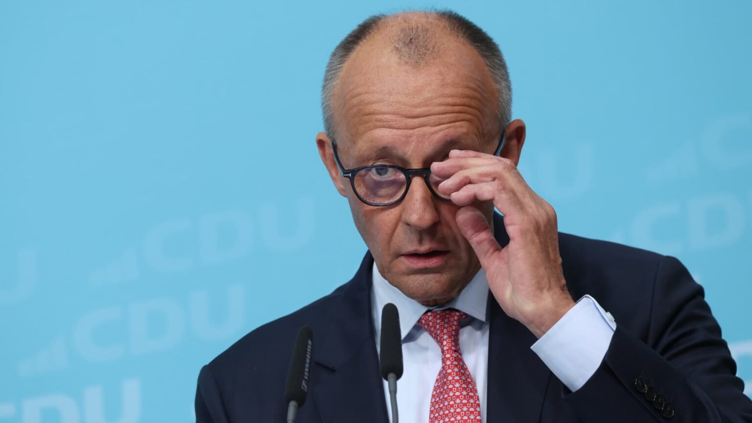 German voters turn to left and far-right as 'disaster' for ruling CDU threatens pro-growth reforms