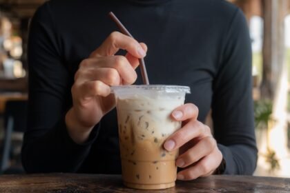 The iced coffee debate reflects 'everything wrong with hiring right now,' says career expert