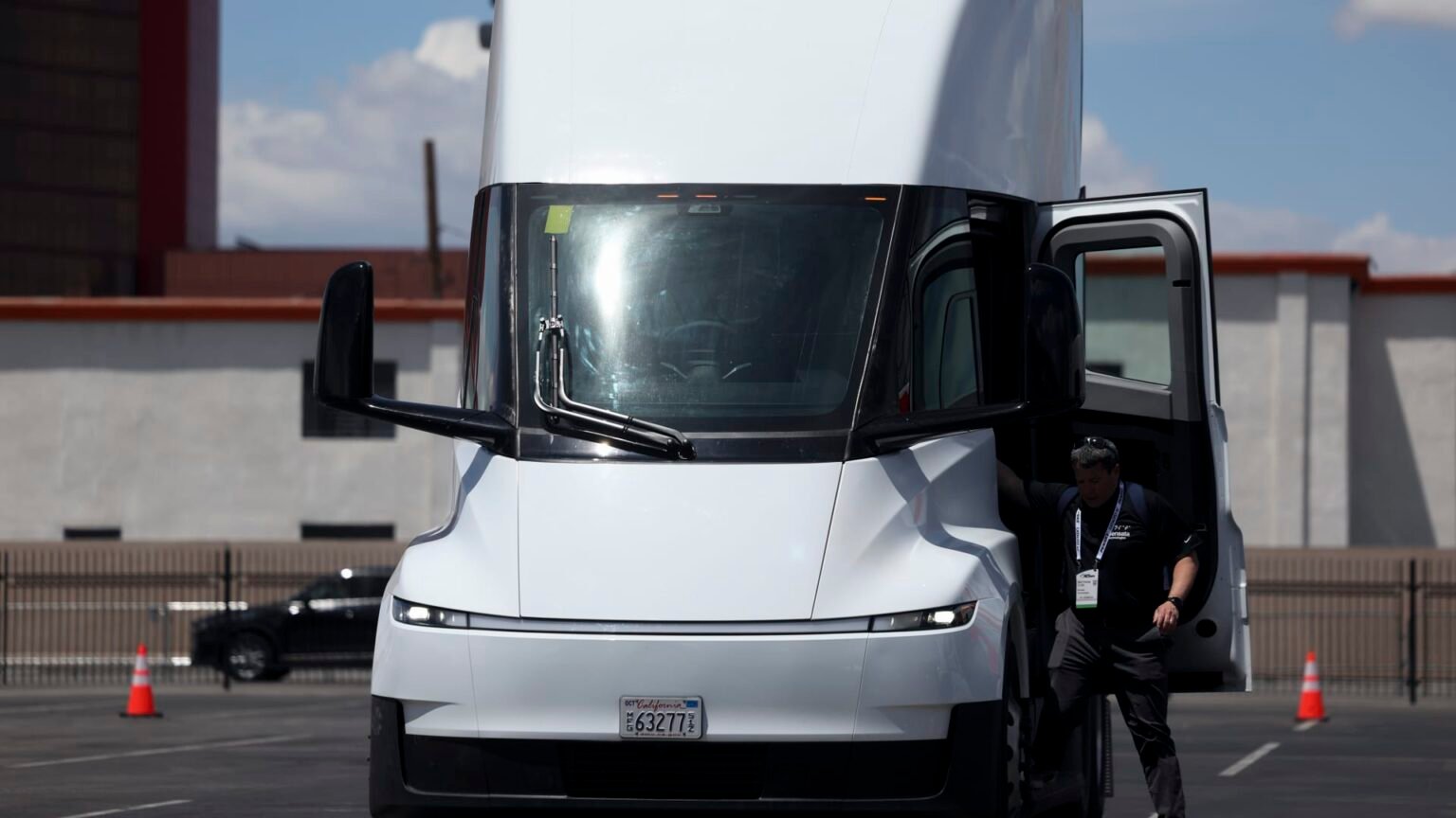 Tesla poised to scale production of heavy-duty Semi trucks with opening of Nevada factory