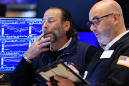 U.S. Treasury yields edge higher amid pressure on global government bonds