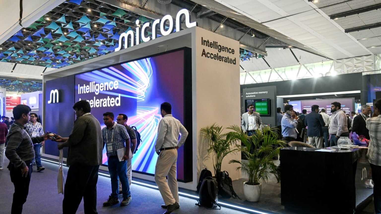 Micron earnings hit Wall Street after the bell. Here's how traders are positioned into the report