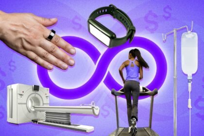 Some wealthy Americans are spending up to $250,000 a year on longevity care. Here's what doctors say about the practice