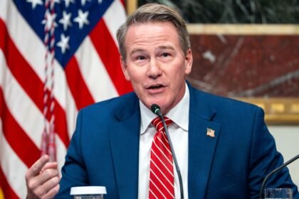 Senate expected to vote on stock trading ban, data center bill before election recess