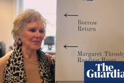 Former ABC broadcaster Margaret Throsby recovering in hospital after being hit by ebike