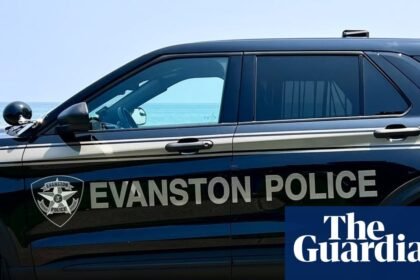 Illinois authorities investigate possible ICE wounding of US citizen