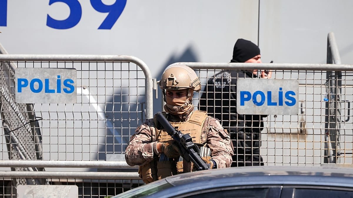 At least five wounded in shooting outside school in western Turkey, media report