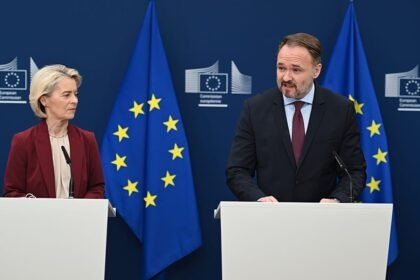 EU tells countries to curb energy demand as gas prices face winter squeeze