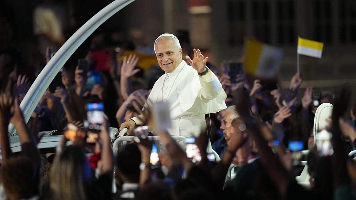 Pope Leo XIV draws 800,000 faithful to Paris before emotional Lourdes pilgrimage