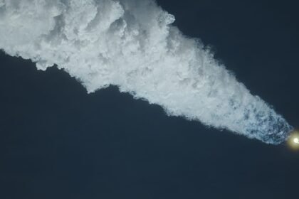 SpaceX’s Starship reaches orbit for the first time