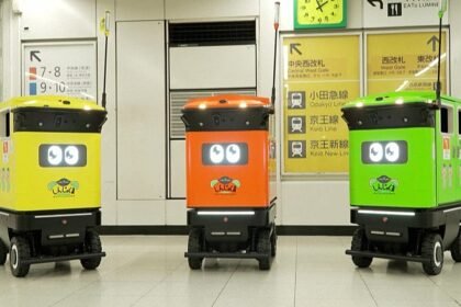 Japan tests mobile robotic rubbish bins at Shinjuku Station