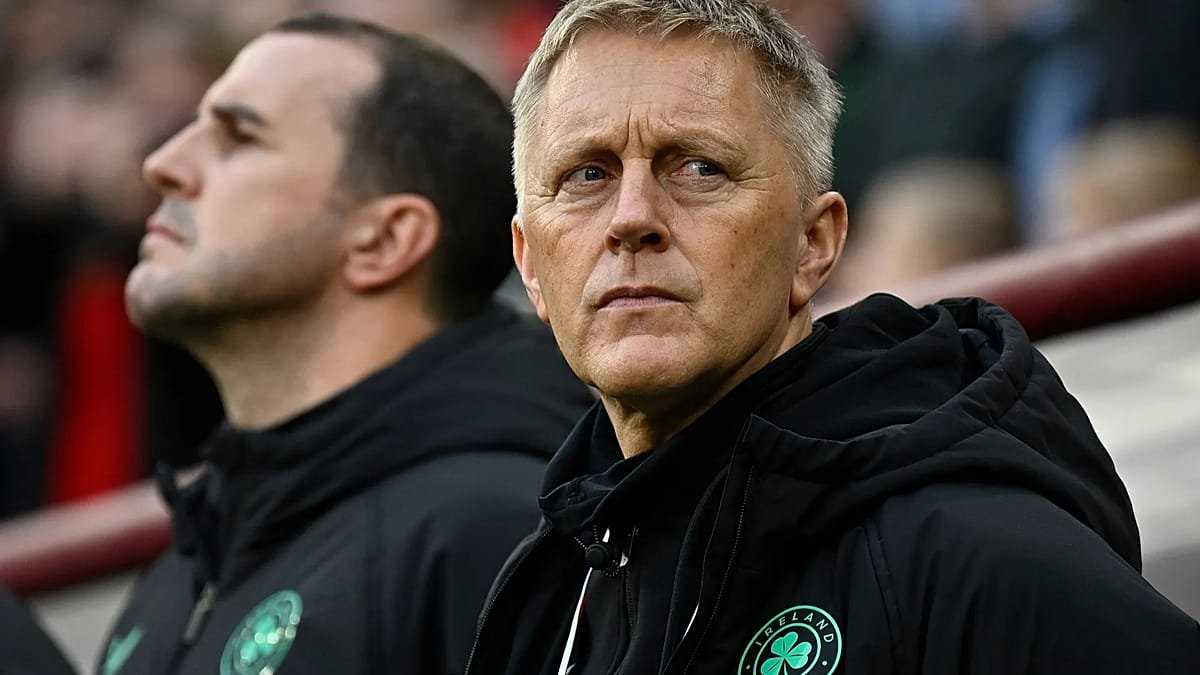 Ireland team to wear black armbands as players vote to go ahead with Israel game