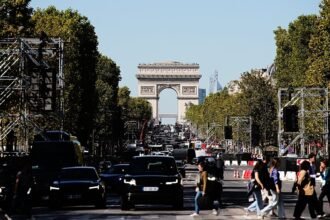 Bikes removed, streets taped off as Paris welcomes Pope Leo XIV