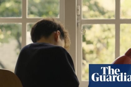 Prison Letters: the teenager writing letters to jailed climate activists – documentary