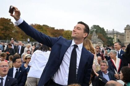 French hard-right leader accuses opponents of 'total war' after claims of antisemitism