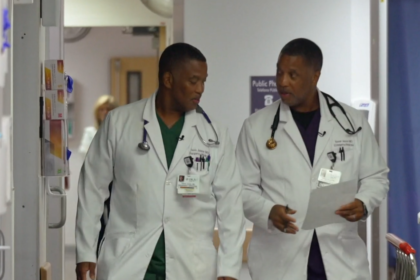 Twin doctors who grew up in poverty returned to their hometown to co-run an ER