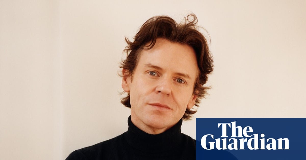 Christopher Kane and Mulberry make swaggering joint comeback at London fashion week