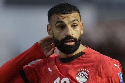 Salah out of Egypt game because of artificial turf