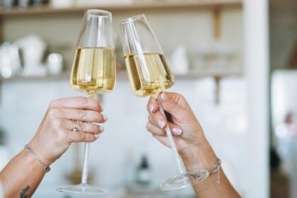 US ban on Canadian alcohol and dairy takes effect as trade war drags on