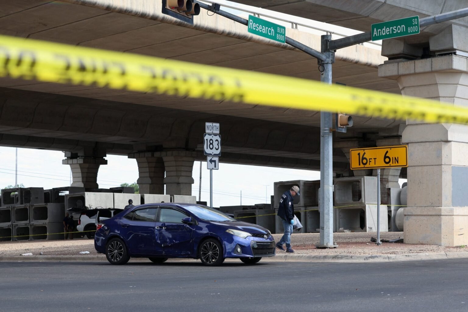 Man shot and wounded by immigration officer in Austin