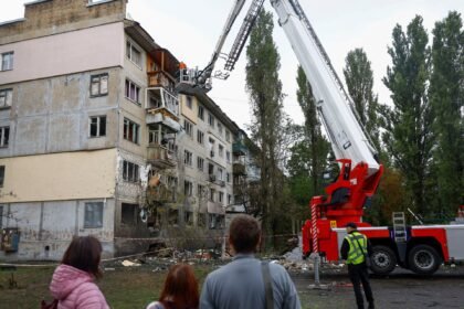 Russian strikes on Ukraine kill three as Zelenskyy in US for UN summit