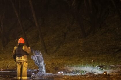 Russian attacks kill eight people across Ukraine as US steps up diplomacy