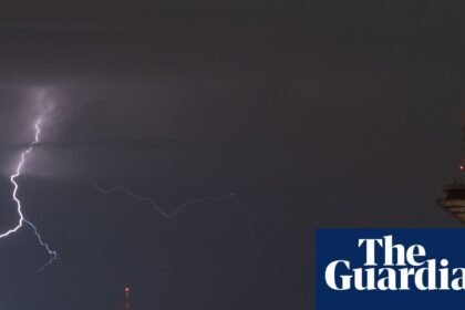 Planet’s atmosphere breaks record for water vapour levels increasing risk of extreme heat and rainfall