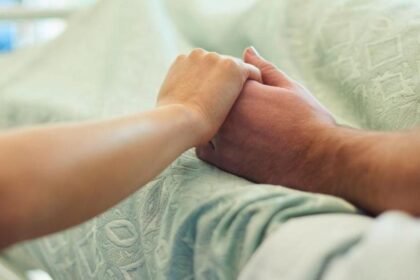 Crisis-hit gender service cancelled 60 surgeries this year, Welsh health minister says