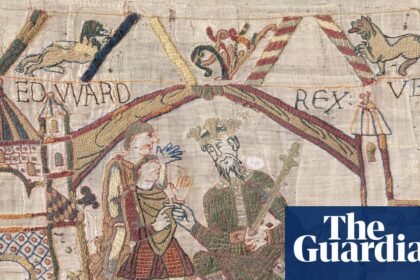 From bling and birds to ‘really fancy armour’ – the best dressed characters of the Bayeux tapestry