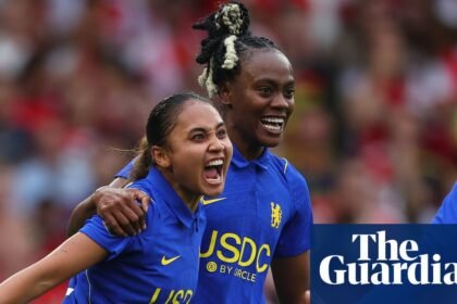 Chelsea turn up heat on Arsenal as Alyssa Thompson strike settles WSL derby