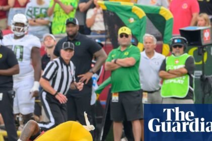 Lanning decries ‘disgusting’ late hit that sends Oregon QB Dante Moore to hospital