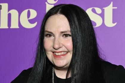 WATCH:  Lena Dunham, Matthew Lillard, Metallica: Here's what's trending