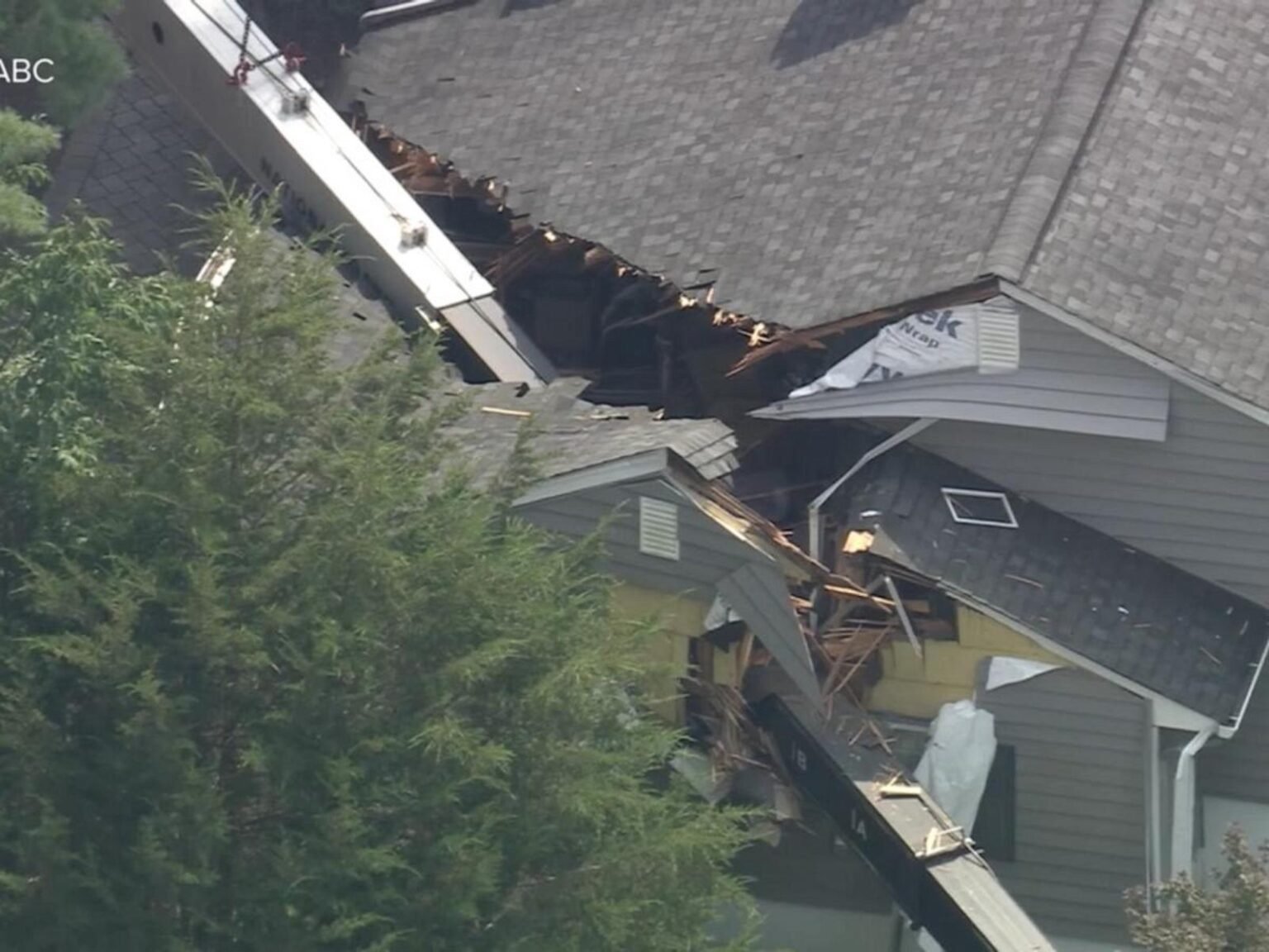 WATCH:  Large crane collapses onto New Jersey homes