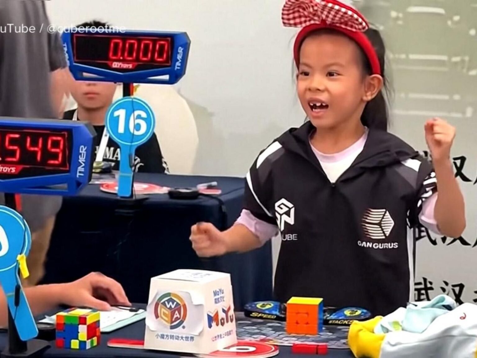 WATCH:  Six-year-old girl sets Rubik's Cube world record