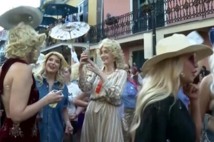 WATCH:  Dolly Day celebrated across the US