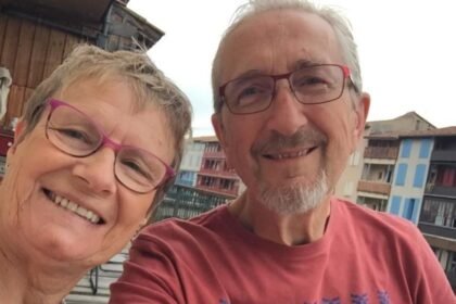 Man died of cardiac arrest on flight, inquest told